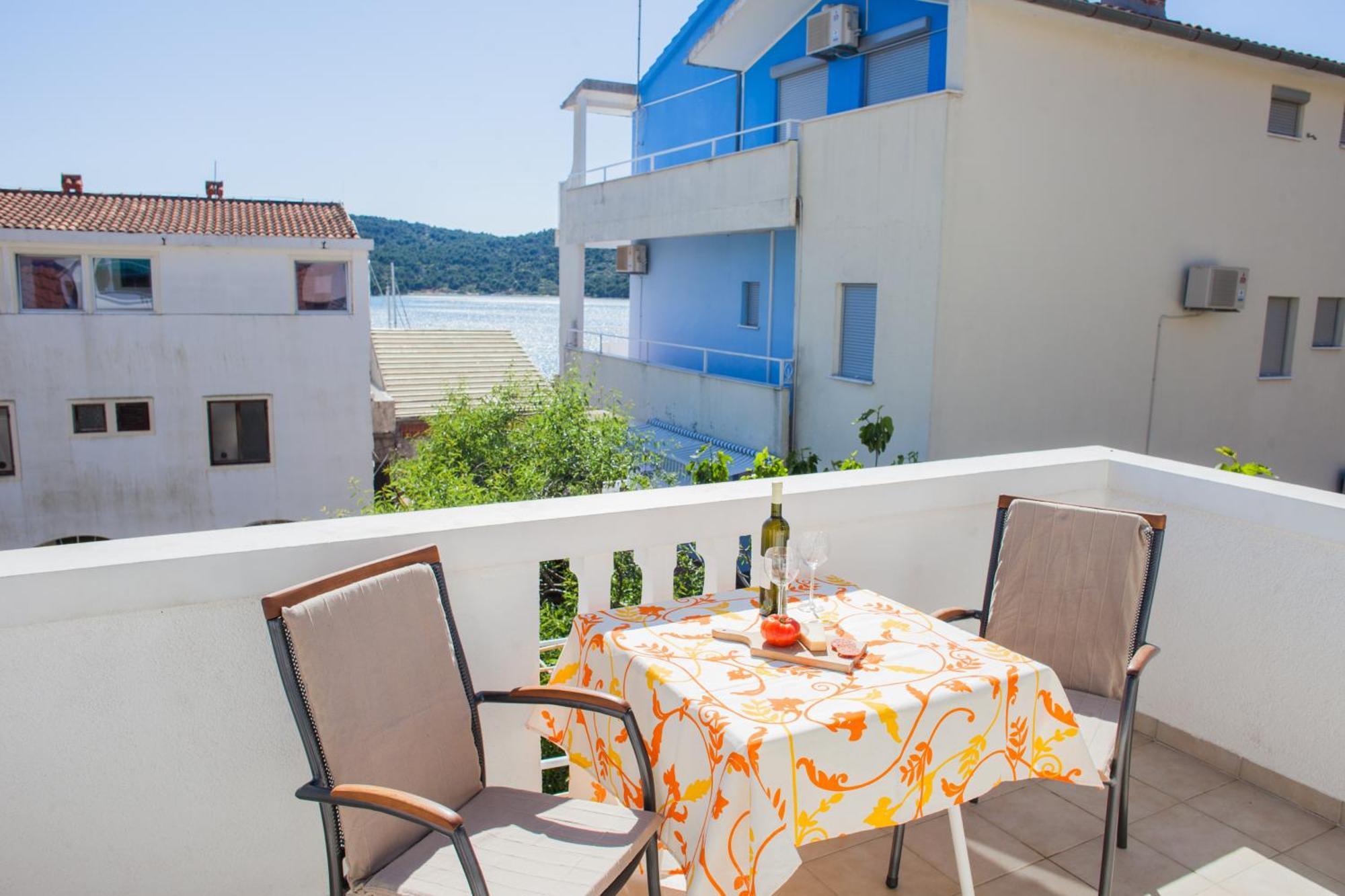 Hana Home - Apartments Tisno Extérieur photo