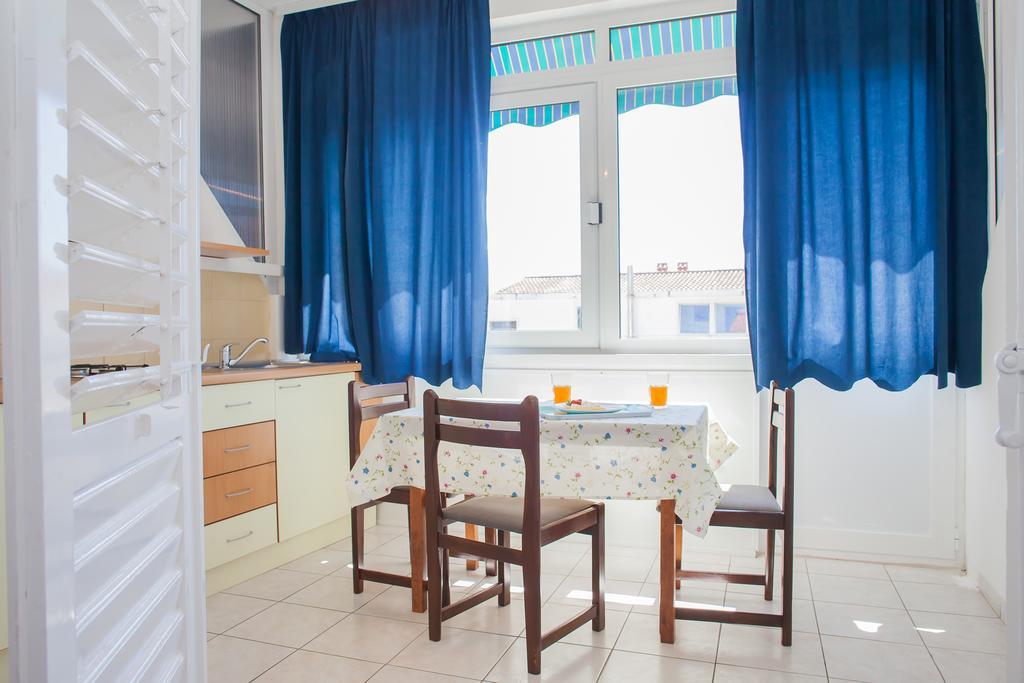 Hana Home - Apartments Tisno Extérieur photo