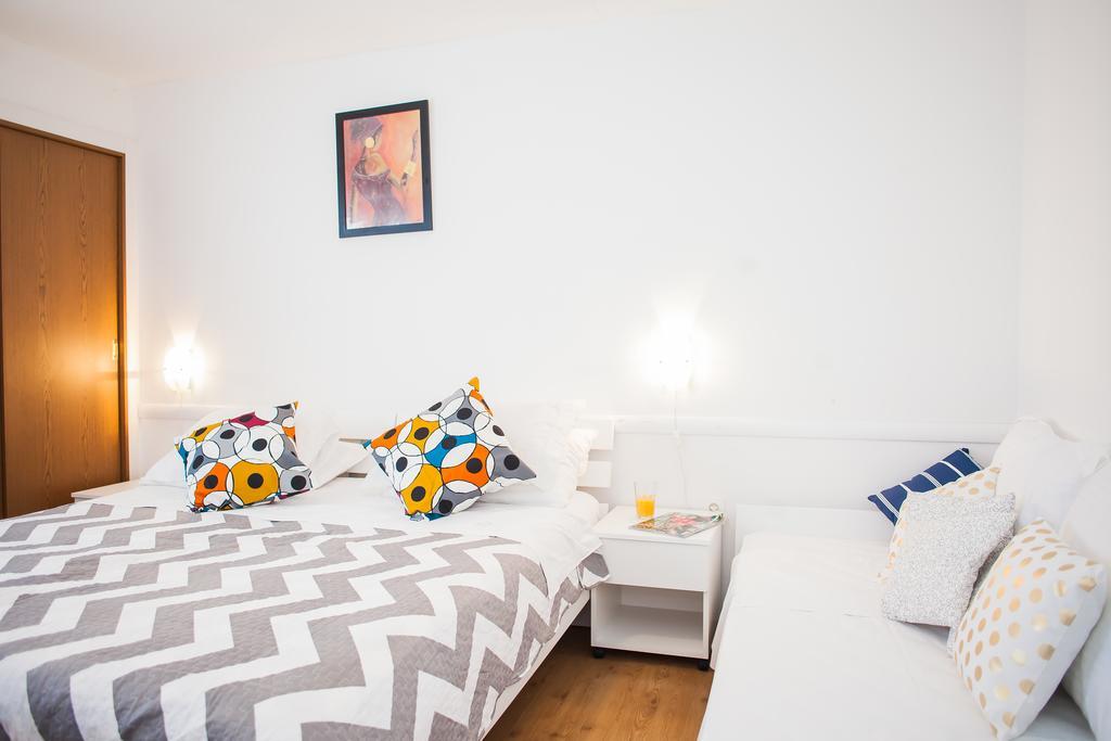 Hana Home - Apartments Tisno Extérieur photo